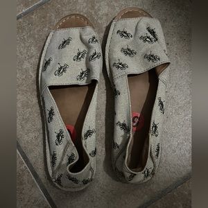 Pair of coach flats, used only twice